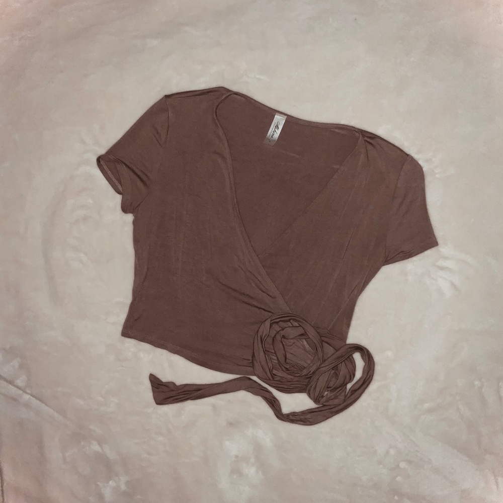 Cross Tie Front Crop Top